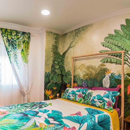 Artistic Flat Next To Ruzafa Welcome To The Jungle Valencia Exterior foto
